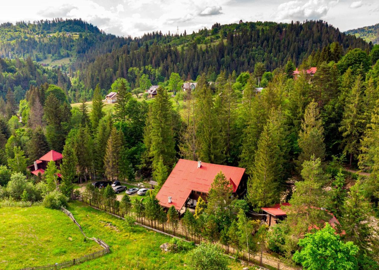 Микулин Хутірець Mykulychyn Buitenkant foto